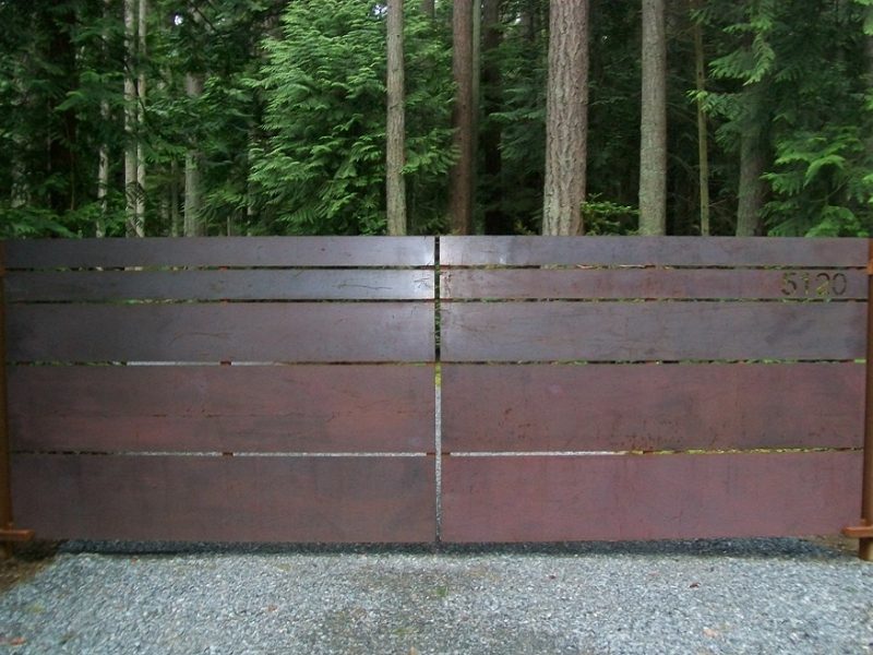 Double Swing Iron Panel Gate